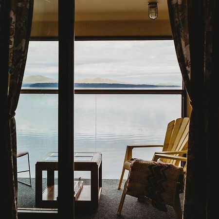 The Oceanfront Hotel Sointula 외부 사진