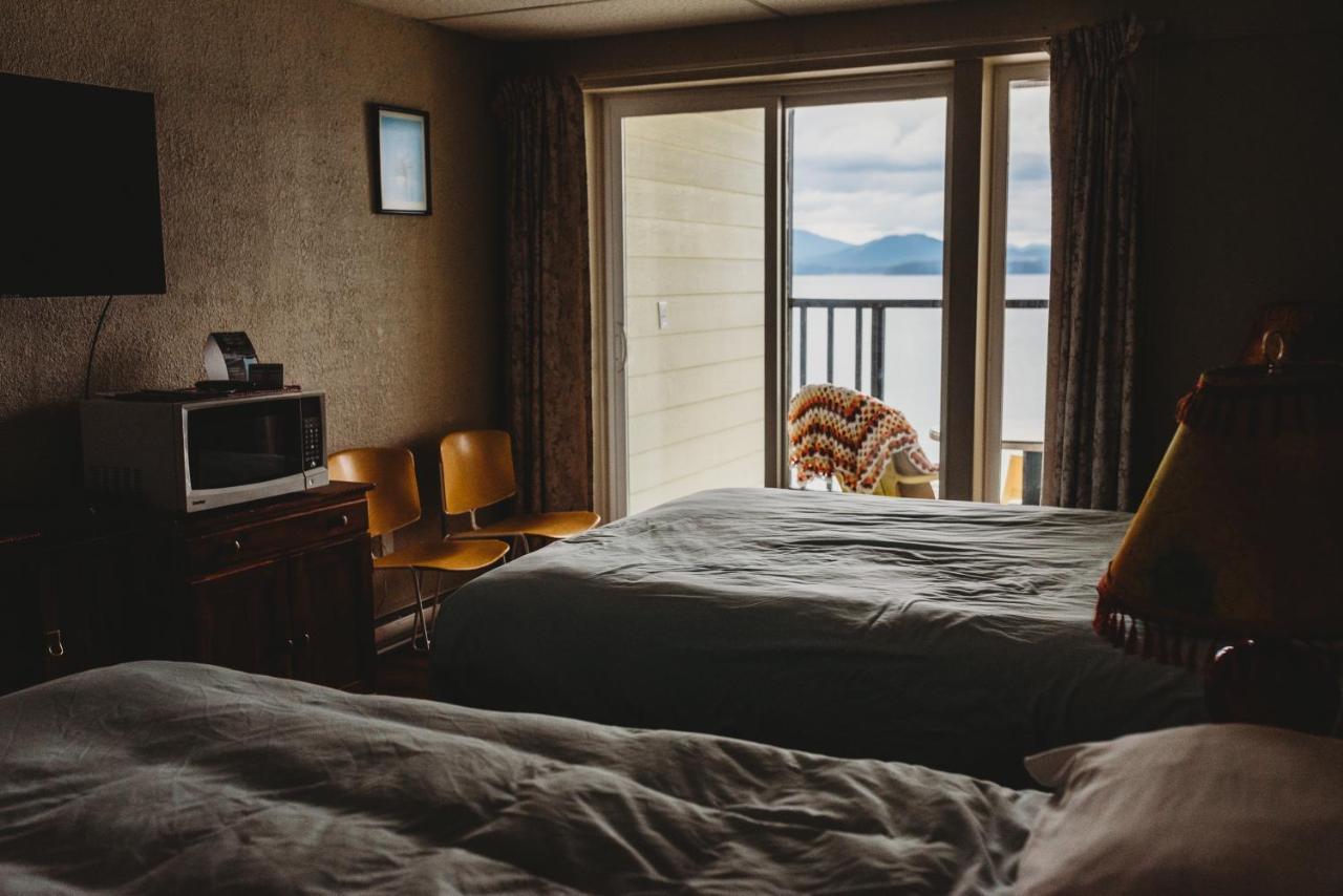 The Oceanfront Hotel Sointula 외부 사진